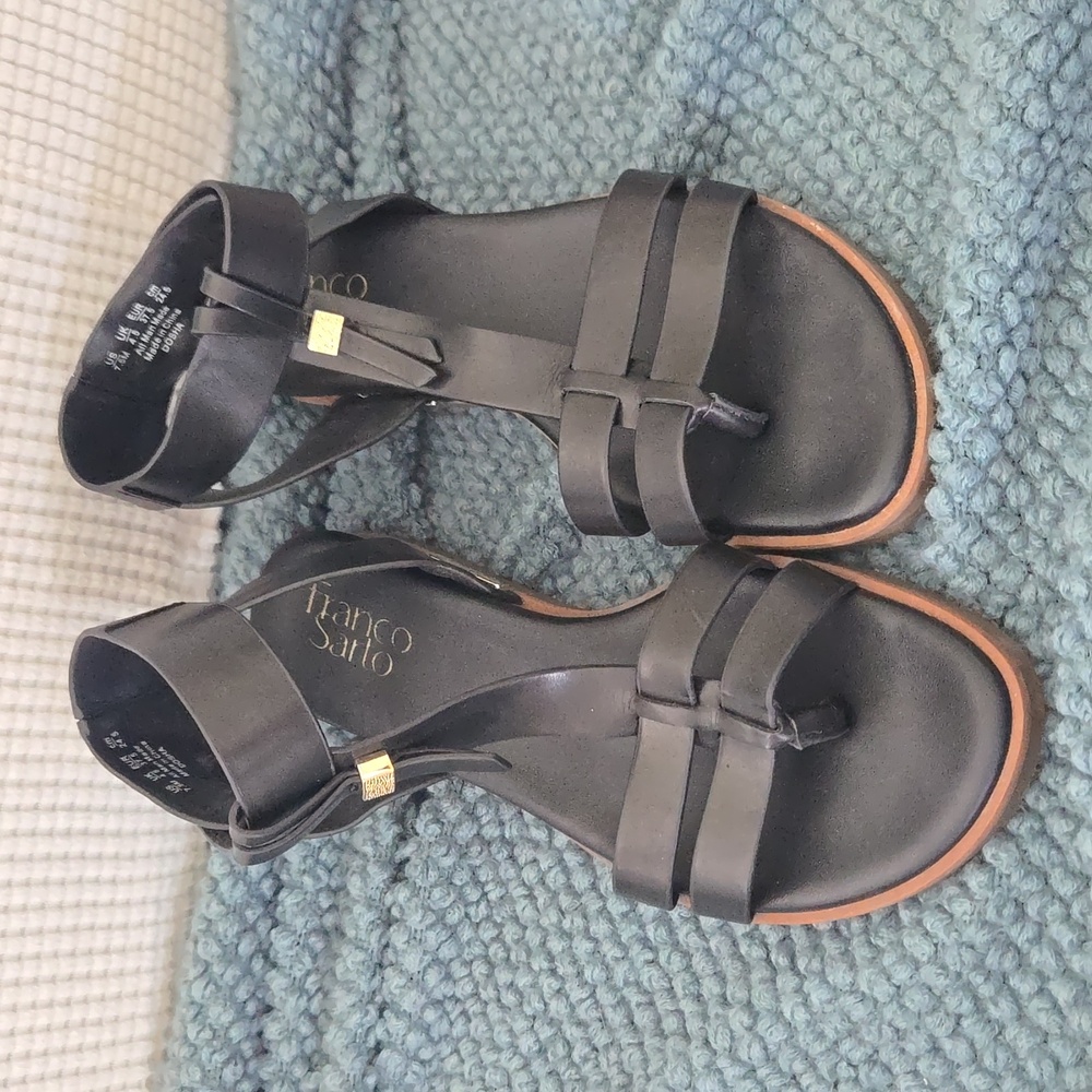 Wedge sandals
